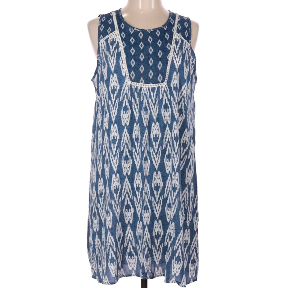 Monteau Blue and White Ikat Diamond Sleeveless Shift Dress Size Medium